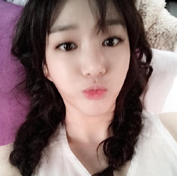 (출처=이유비SNS)