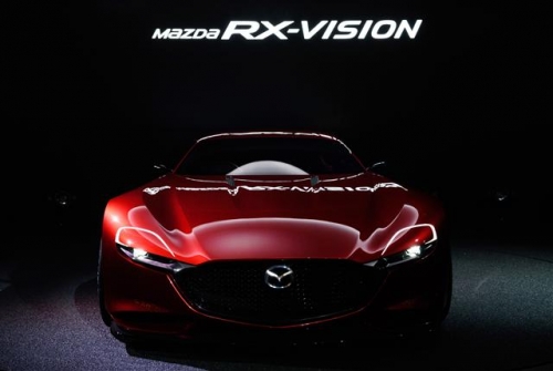 ▲'도쿄모터쇼 2015'에 출품된 마쓰다자동차의 'RX-VISION 콘셉트카'. 블룸버그