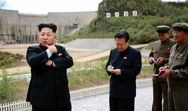 “북한 김정은, 리커창 방북 초청 실패에 2인자 최룡해 숙청…현재 평양 시내에 있어”