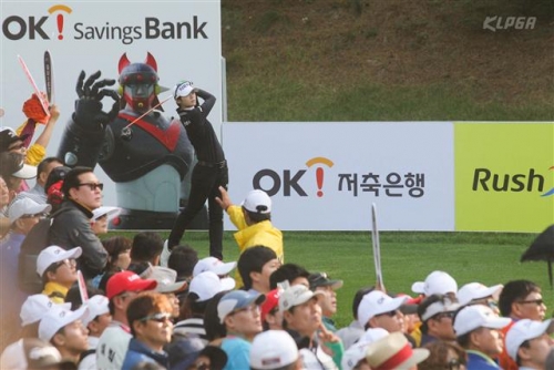 ▲올 시즌 KLPGA 투어 3승을 달성한 박성현은 ‘남달라’ 팬카페 회원들의 열렬한 지지 속에서 최고의 한해를 보냈다. 사진제공 KLPGA(KLPGA)