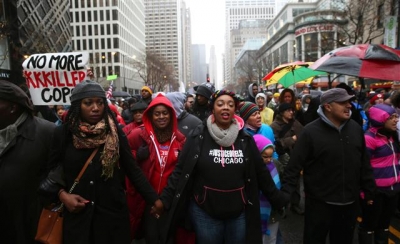 ▲27일(현지시간) 미국 일리노이주 시카고 중심가에서 인종차별에 항의하는 대규모 시위가 열렸다. 사진=AP뉴시스