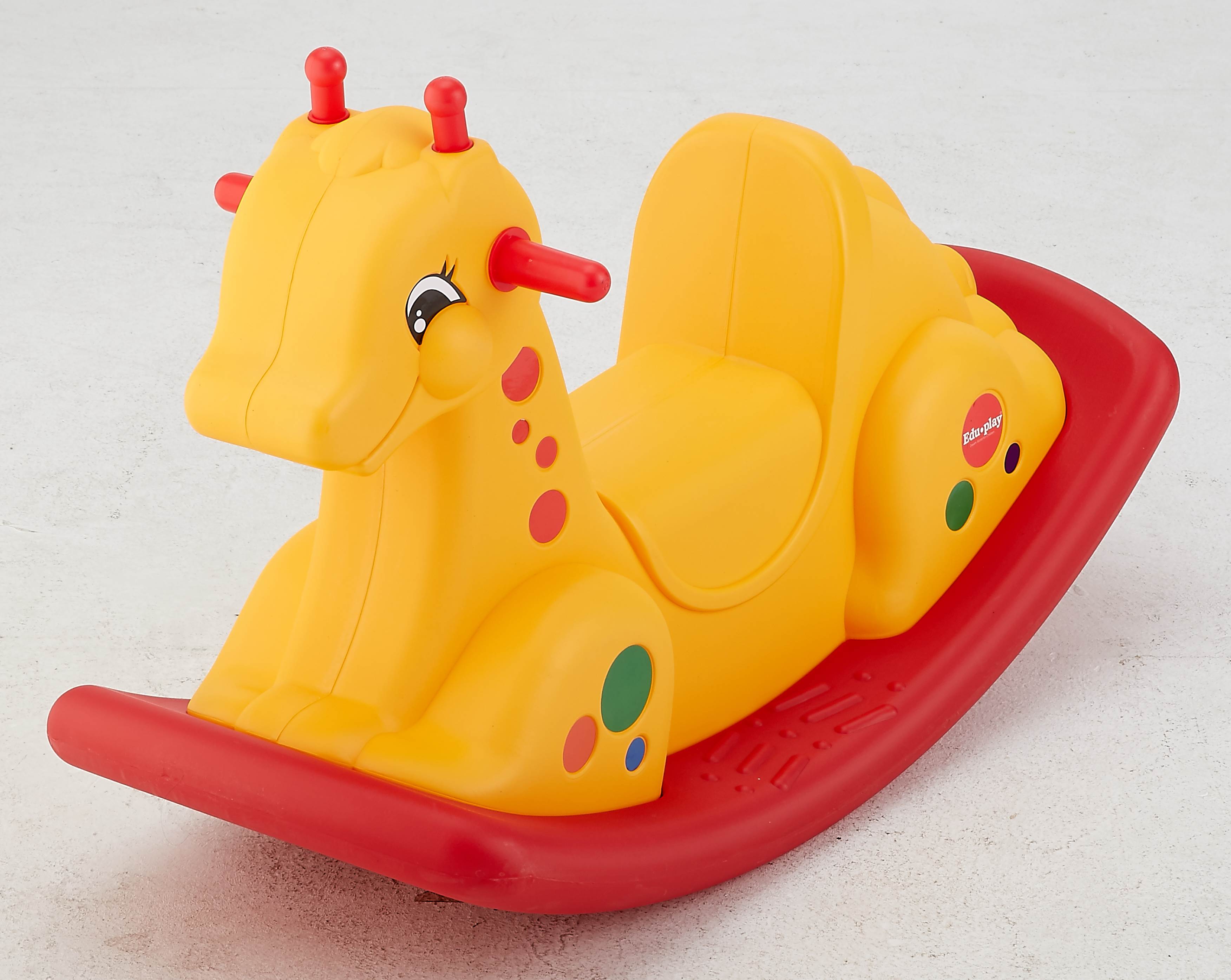 ▲롯데마트가 오는 30일까지 전점에서 진행하는 '베이비 팡팡 사은 대잔치'는 할인과 장난감을 동시에 제공한다(사진제공=롯데마트)