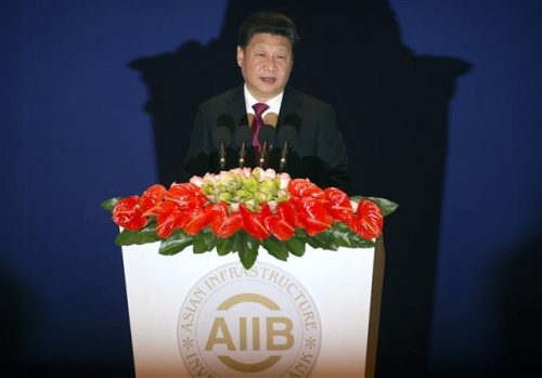▲시진핑 중국 국가주석이 16일(현지시간) 베이징에서 열린 아시아인프라투자은행(AIIB) 개소식에서 환영사를 하고 있다. 베이징/AP뉴시스