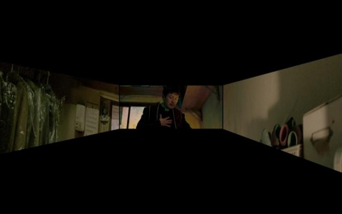 ▲스크린X로 펼쳐지는 영화 '검은 사제들'의 한 장면. (사진 제공=CJ CGV)