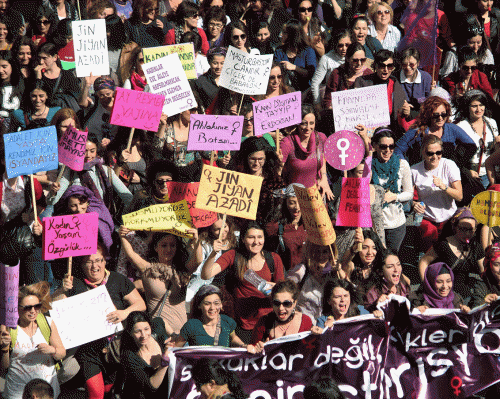 ▲지난해 터키 앙카라에서 열린 세계여성의 날 행사 (인디펜던트)