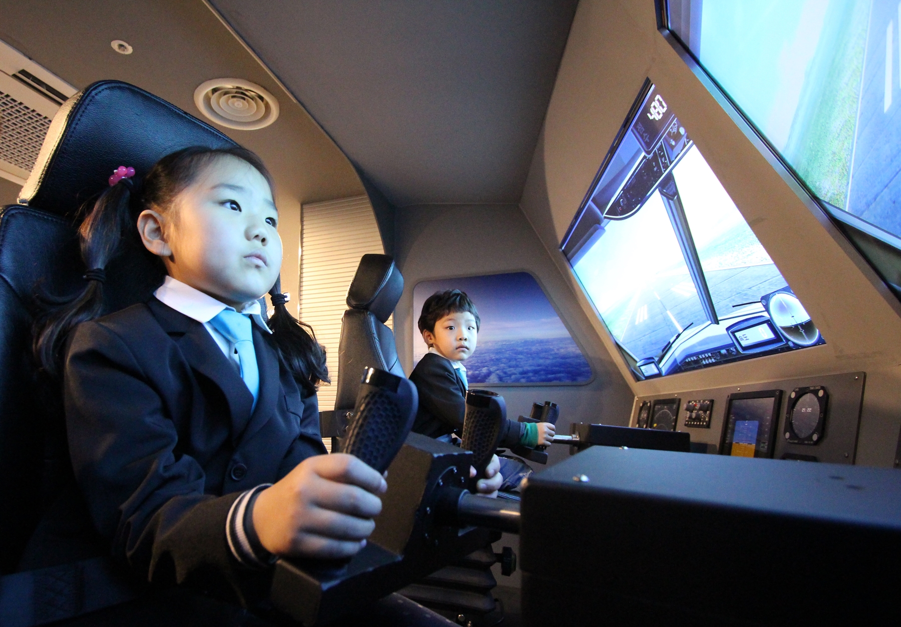 진에어, 키자니아에 어린이 승무원 교육센터 오픈