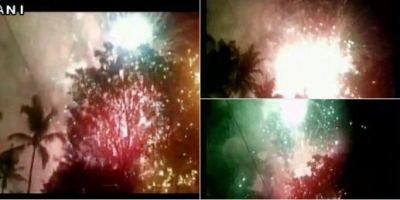 ▲10일 오전 인도 남부 케랄라 주 한 힌두사원에서 불꽃놀이 폭죽이 폭발해 대형화제가 발생했다. 사진은 당시 불꽃놀이 당시 모습. 사진=ANI뉴스 트위터 캡처
