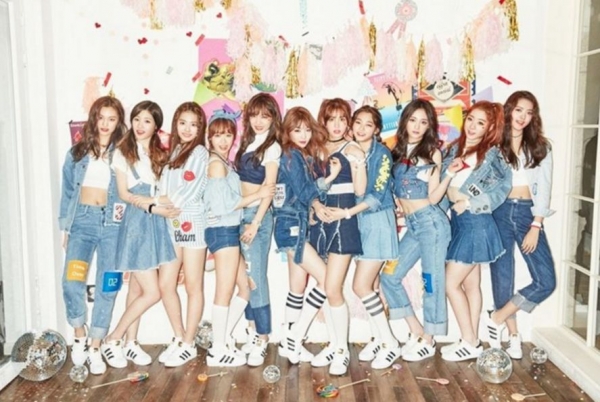 ▲아이오아이(IOI)(출처=YMC엔터테인먼트)