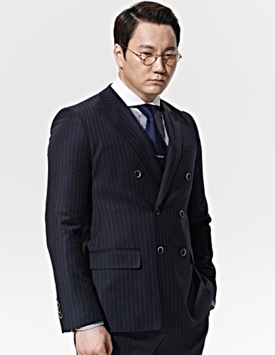 ▲가수 더원(사진제공=다이아몬드원)