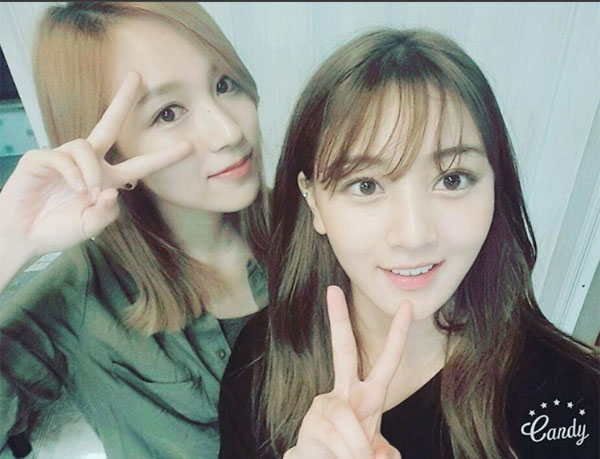 ▲'cheer up'으로 활동 중인 트와이스 미나-지효(사진=트와이스 인스타그램)
