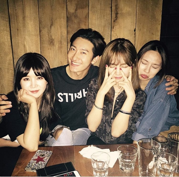 ▲(왼쪽부터) 차오루, 조미, 지아, 페이