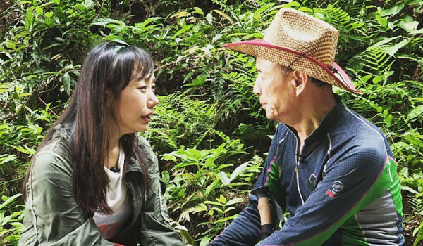 ▲'리얼극장'에서 정정아가 부친과 아나콘다 사건을 언급하며 눈물을 보였다.(사진=정정아 인스타그램)