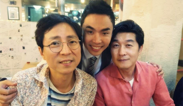 ▲‘어쩌다 어른’ 설민석이 최진기-김상중과 함께한 사진을 공개했다.(사진=설민석 페이스북)