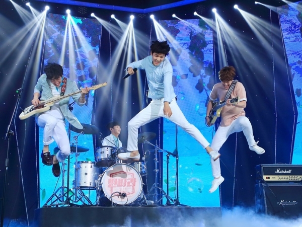 ▲'딴따라' 속 딴따라 밴드 멤버들(사진=SBS)