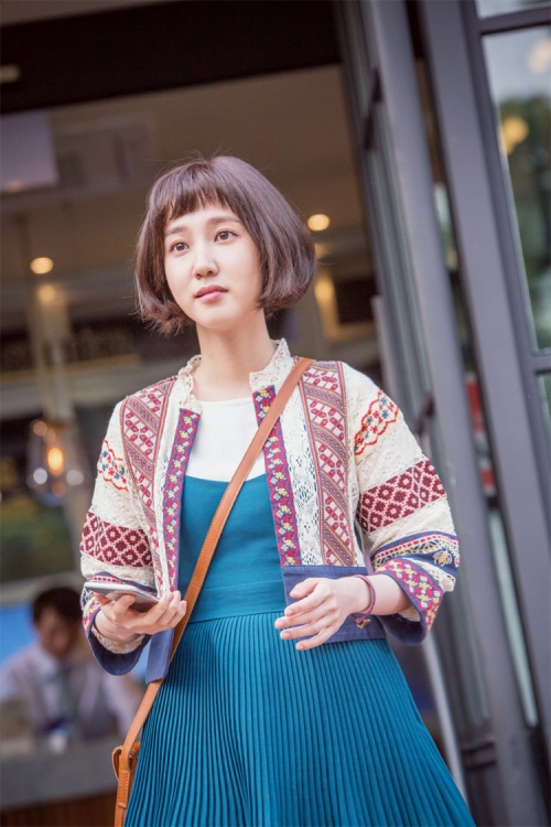 ▲JTBC 새 금토드라마 '청춘시대' 송지원 역을 맡은 배우 박은빈(사진=드림이앤엠, 드라마하우스)