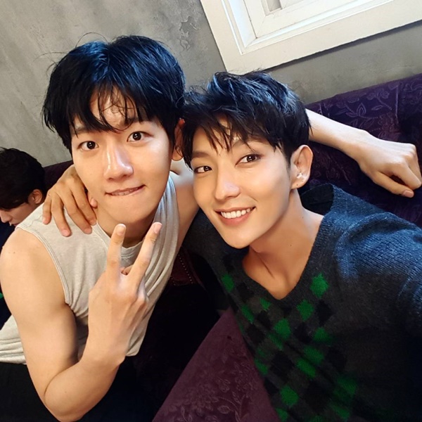 ▲백현, 이준기(사진=이준기 인스타그램)
