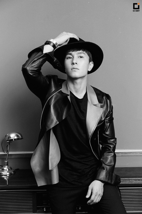 ▲가수 김동완(사진=CI ENT)