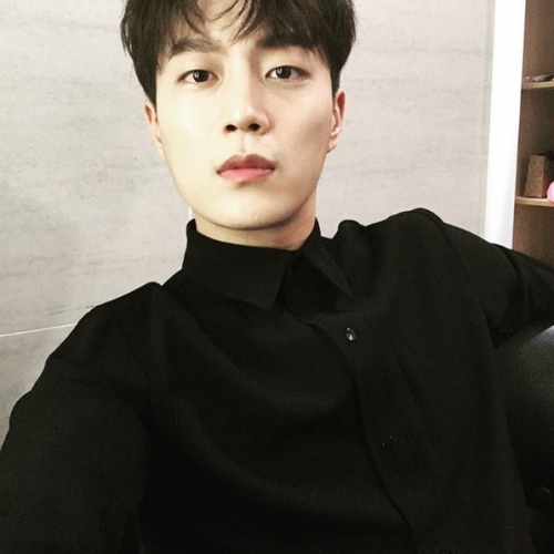 (사진=윤두준 인스타그램)