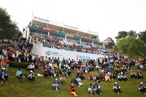 ▲코오롱 한국오픈 경기를 보러 몰려든 갤러리들.
