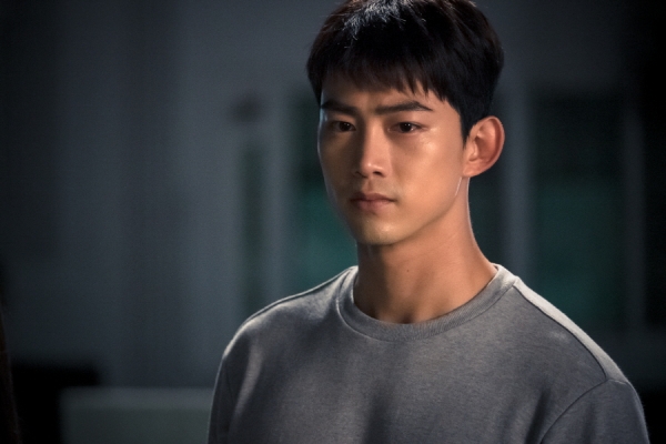 ▲'싸우자귀신아' 옥택연(사진= tvN)