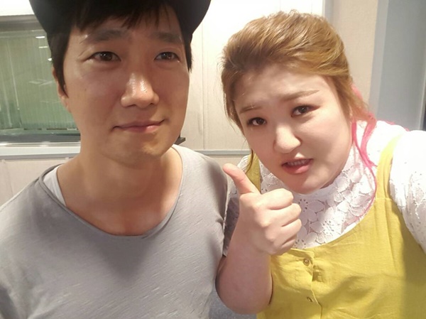 ▲배우 박해일, 개그맨 이국주(이국주 인스타그램)
