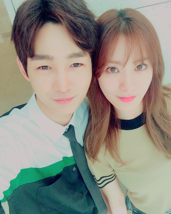 ▲tvN '굿와이프' 이원근, 나나(사진=나나 인스타그램)