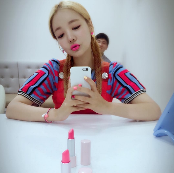 (사진=문지인 인스타그램)
