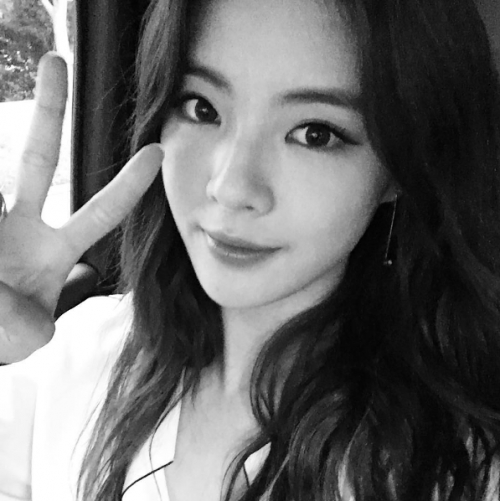 (사진=이선빈 인스타그램)