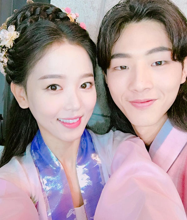 ▲'달의연인-보보경심 려' 강한나 지수(사진=강한나 인스타그램)