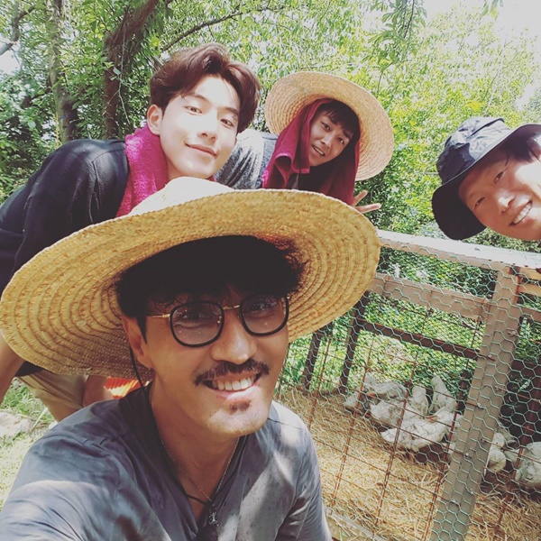 ▲배우 차승원, 남주혁, 손호준, 유해진(사진=차승원 인스타그램)