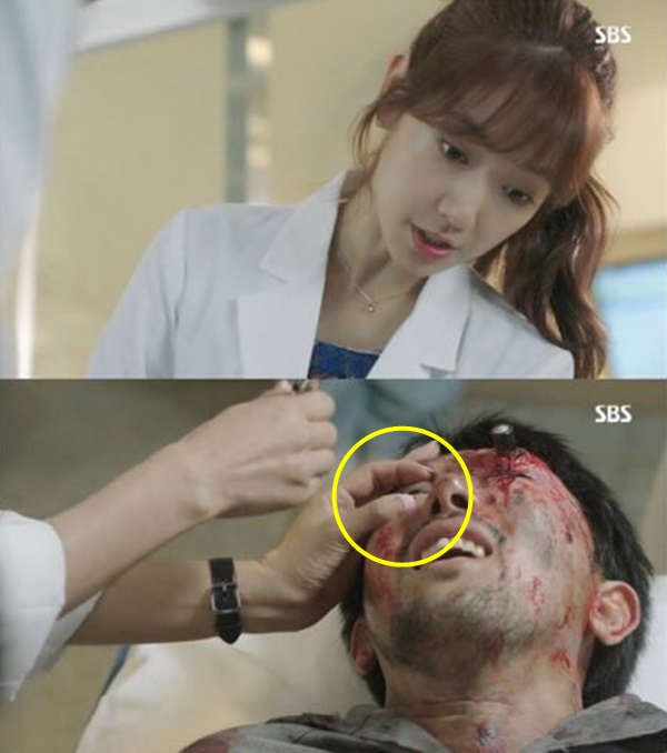 ▲네일아트 논란에 휩싸인 '닥터스' 유혜정 역의 배우 박신혜(사진=SBS 월화드라마 '닥터스' 박신혜 손톱 캡처)