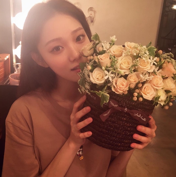 (사진=이성경 인스타그램)