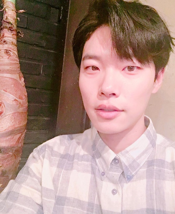 (사진=류준열 인스타그램)