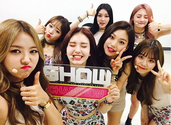 ▲'쇼 챔피언' 아이오아이(사진=쇼챔피언 인스타그램)