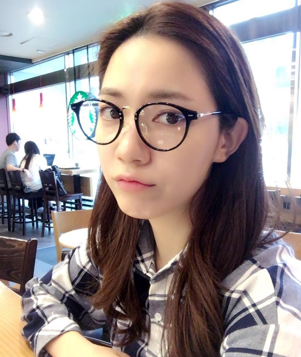 (사진='청춘시대' 류화영 인스타그램)