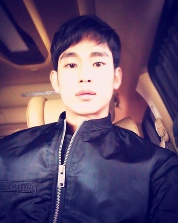 (사진=김수현 인스타그램)