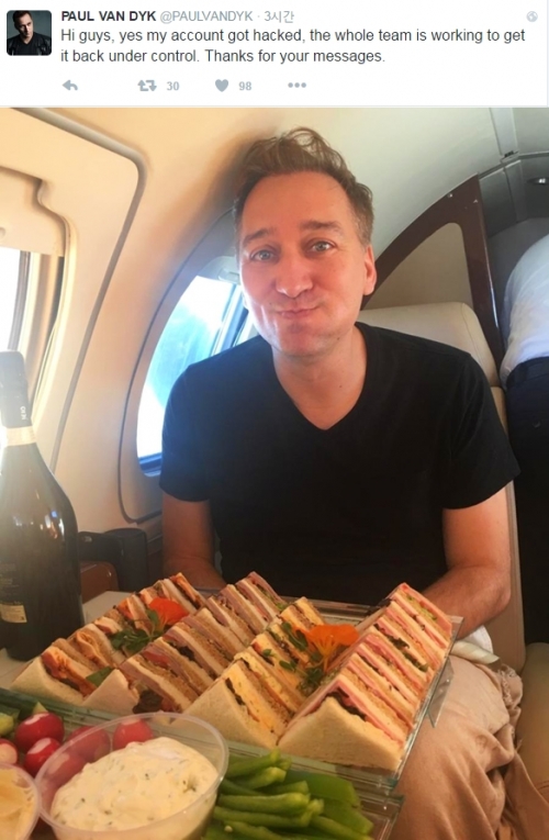 (사진=폴 반 다이크 트위터)