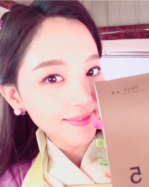 (사진=강한나 인스타그램)