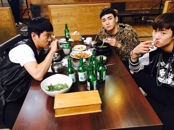 ▲배우 김동영, 키, 공명(사진=키 인스타그램)