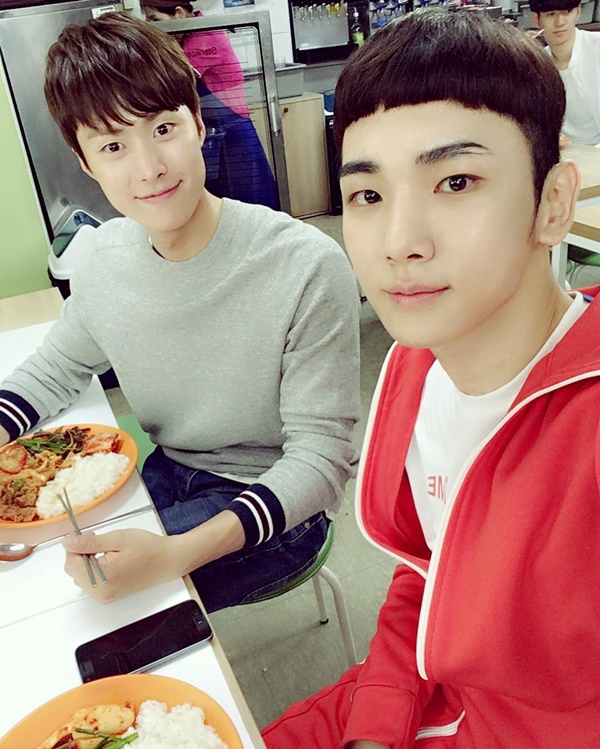 ▲배우 공명, 키(사진=키 인스타그램)