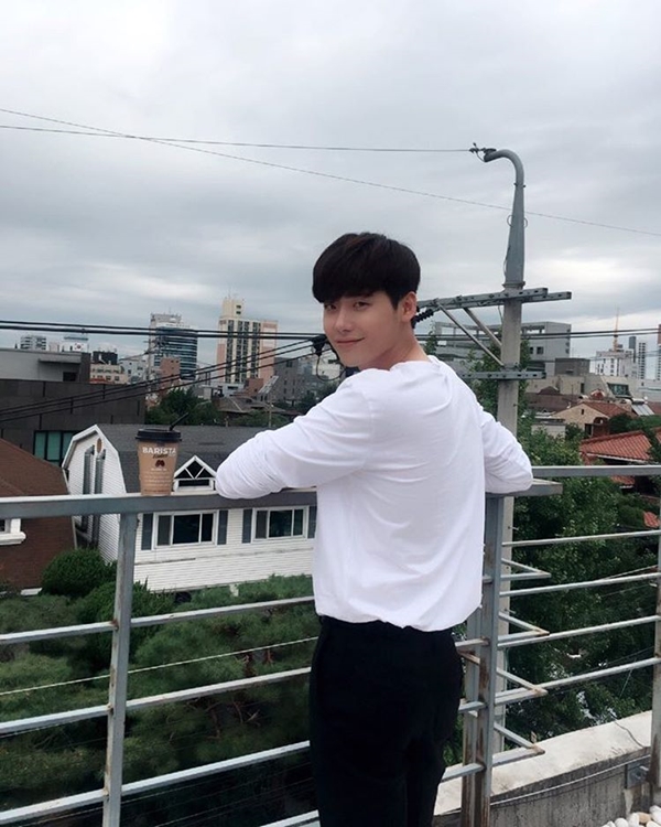 (사진=이종석 인스타그램)