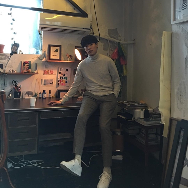 ▲배우 류준열(사진=류준열 인스타그램)