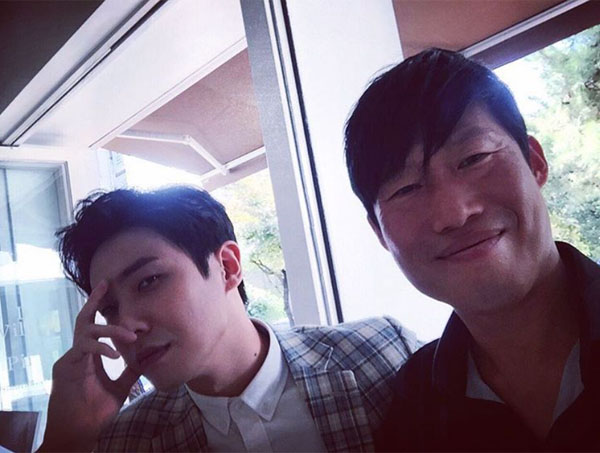 ▲배우 이준이 '캐리어를 끄는 여자', '럭키' 등으로 안방과 스크린을 넘나드는 활약을 예고했다.(사진=이준 인스타그램)