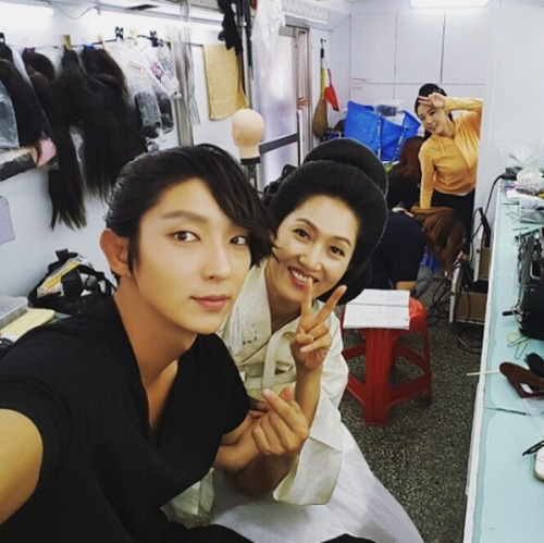 (사진=강한나 인스타그램)