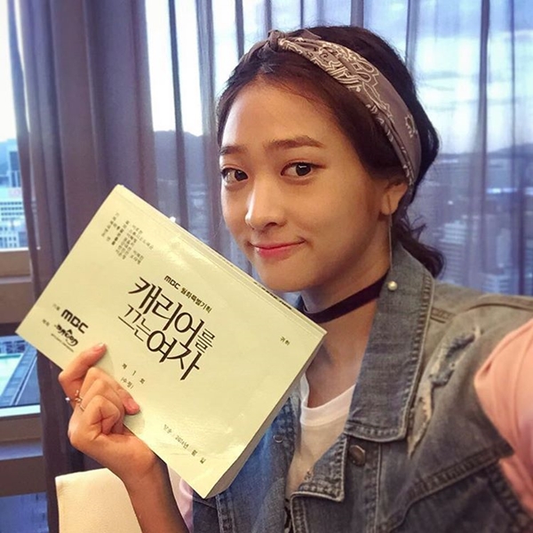 ▲MBC 월화드라마 '캐리어를 끄는 여자' 배누리(사진=배누리 인스타그램)