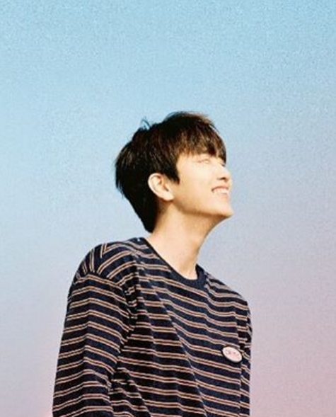 (▲b1a4 진영, 산들 솔로데뷔 응원, 진영 인스타그램)