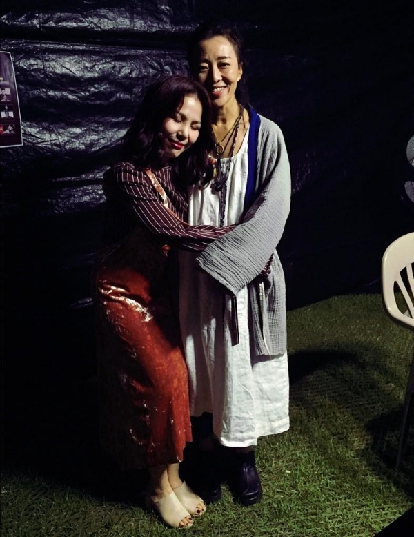 ▲알리(왼쪽)와 장필순(사진=알리 SNS)