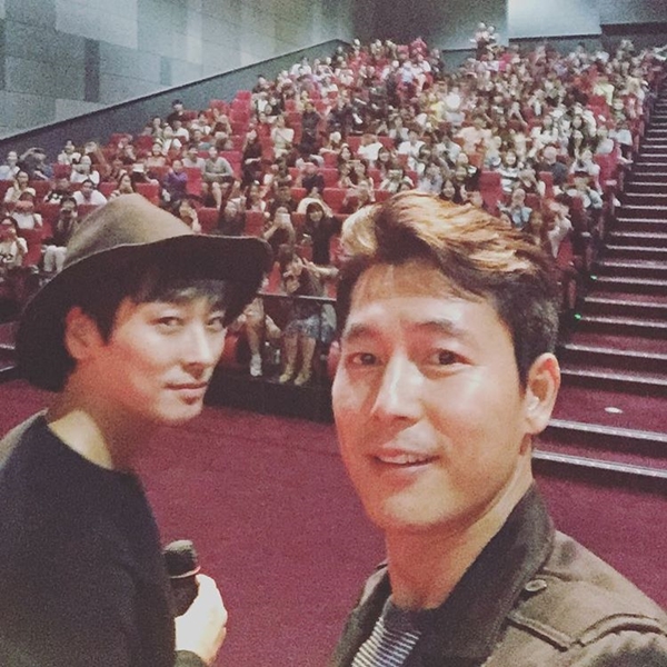 ▲배우 주지훈, 정우성(사진=정우성 인스타그램)