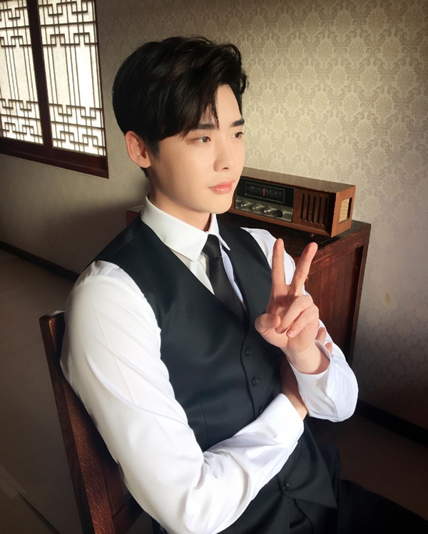 ▲배우 이종석(사진=이종석 인스타그램)