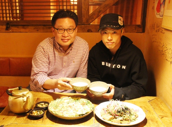 ▲막걸리 유랑단 단장인 서경덕 교수와 이번 행사의 게스트로 참여하는 방송인 강남(출처=서경덕 교수)